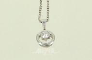 Kette mit Brillantanhänger