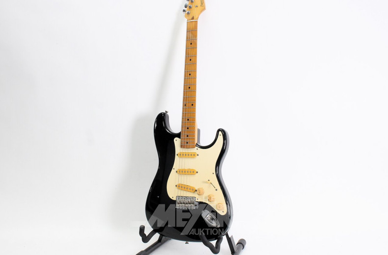 E-Gitarre, bez. FERNANDES (Stratocaster-Form), schwarz