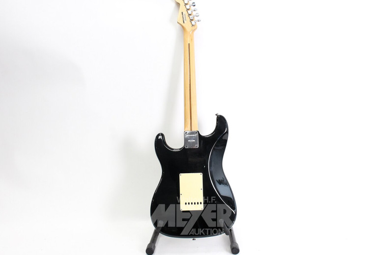 E-Gitarre, bez. FERNANDES (Stratocaster-Form), schwarz