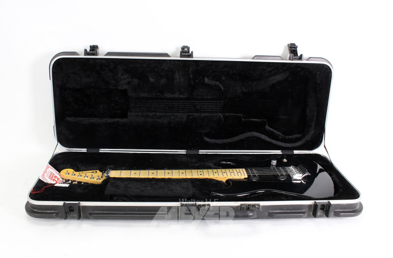 E-Gitarre, bez. CHARVEL (San Dimas), schwarz