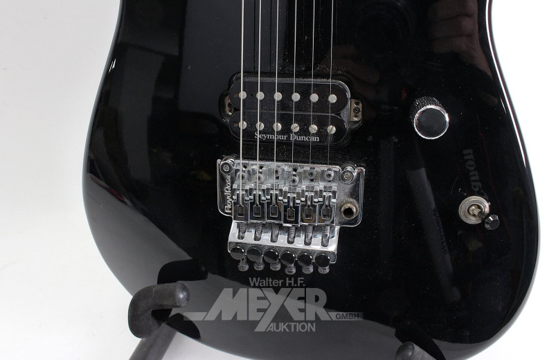 E-Gitarre, bez. CHARVEL (San Dimas), schwarz