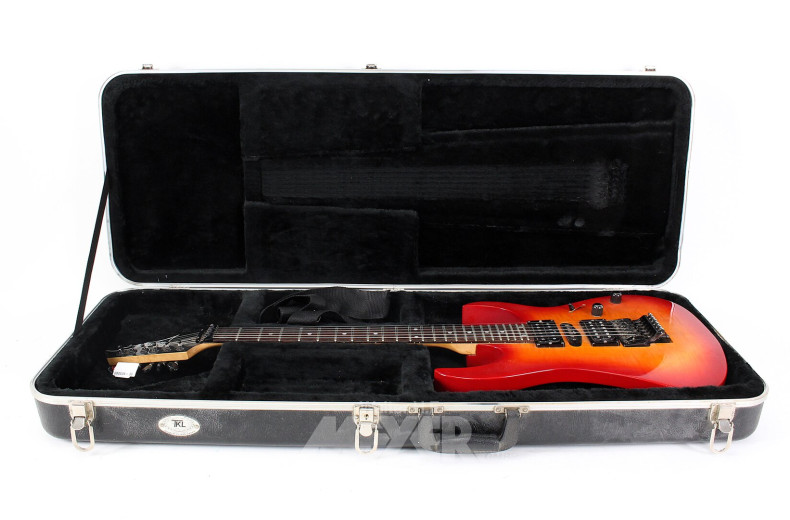 E-Gitarre, bez: IBANEZ,  rot