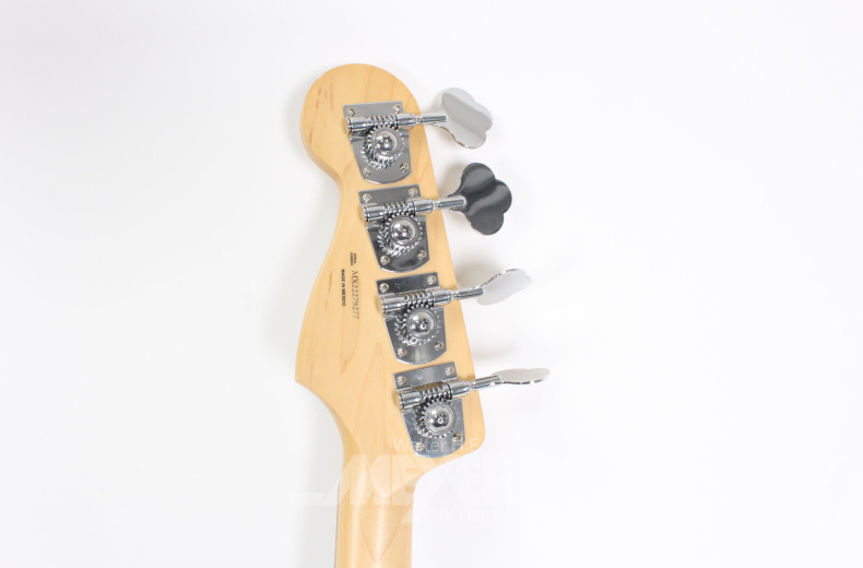 E-Bassgitarre, weiß