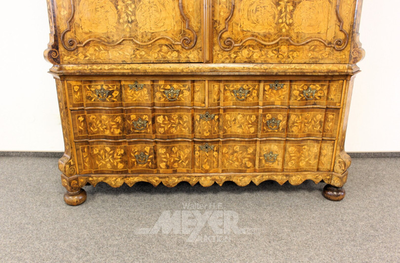 Holländischer Schrank mit Obstholzintarsien