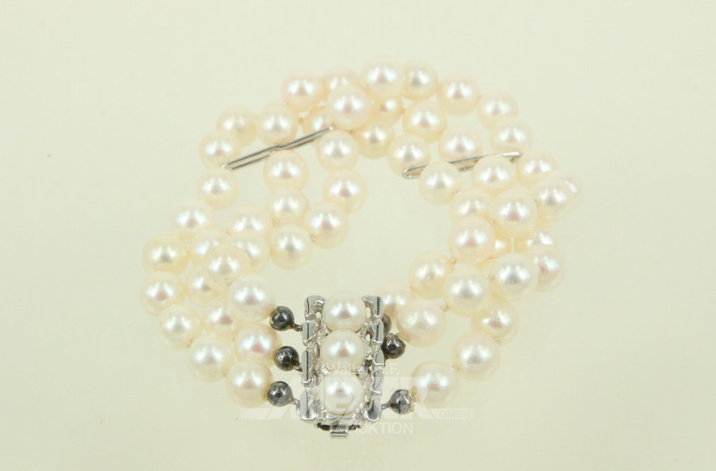 3-reihiges Perlenarmband mit Schließe in 835er Silber