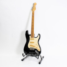 Los 455: E-Gitarre, bez. FERNANDES (Stratocaster-Form), schwarz