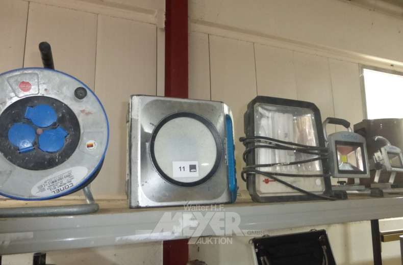 Posten LED-Baustrahler und Kabeltrommel