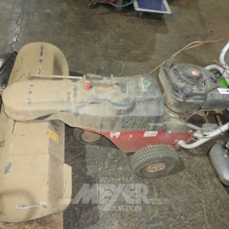 Benzin- Kehrmaschine