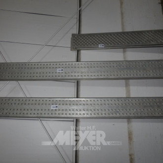 2 Aluminium-Auffahrrampen, ca. 2,50 m.