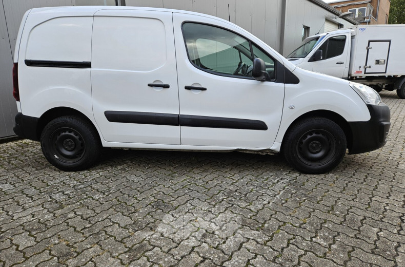 Peugeot Partner Avantage Kastenwagen, weiß