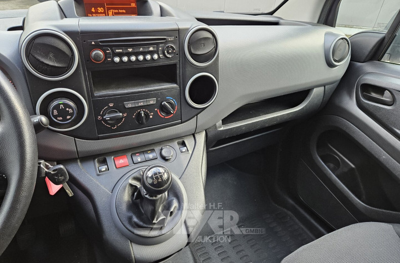 Peugeot Partner Avantage Kastenwagen, weiß