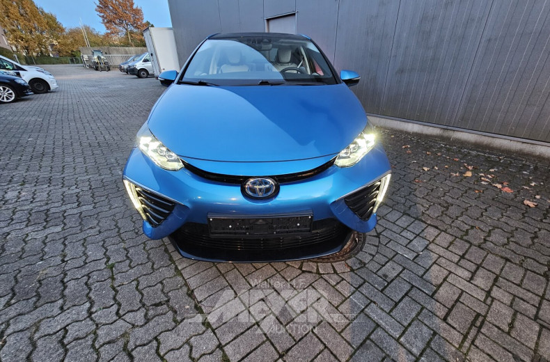 Toyota Mirai, blau metallic