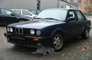 BMW 318i E30 limousine, saturnblau