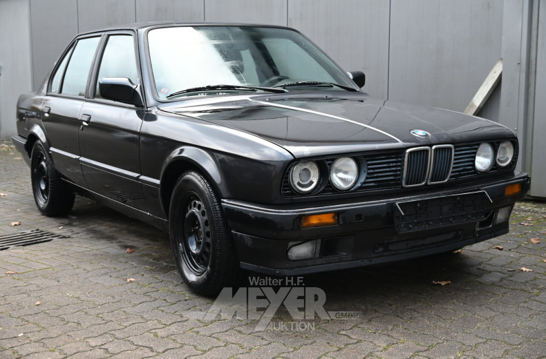 BMW 316i E30, diamantschwarz metallic