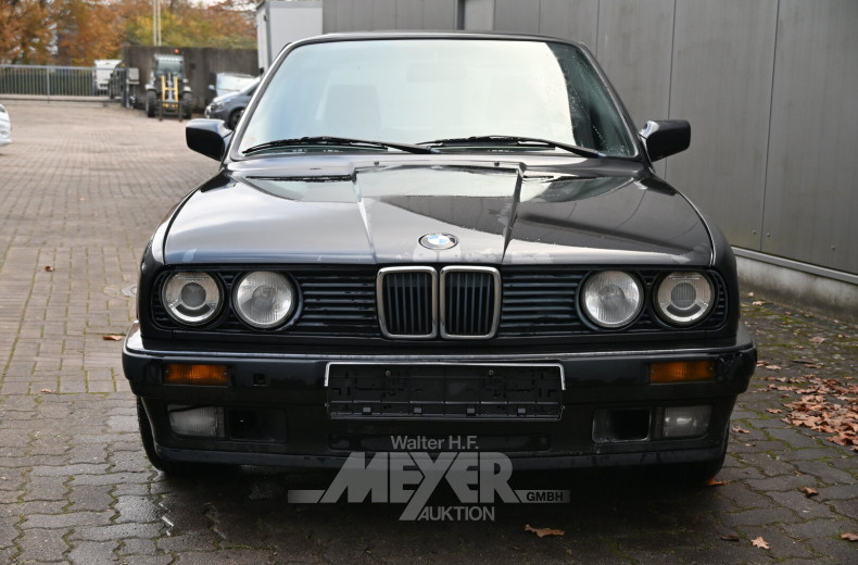 BMW 316i E30, diamantschwarz metallic