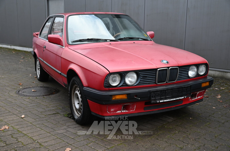 BMW 318i E30 coupé, zinnoberrot
