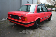 BMW 316i E30 coupé, brillantrot