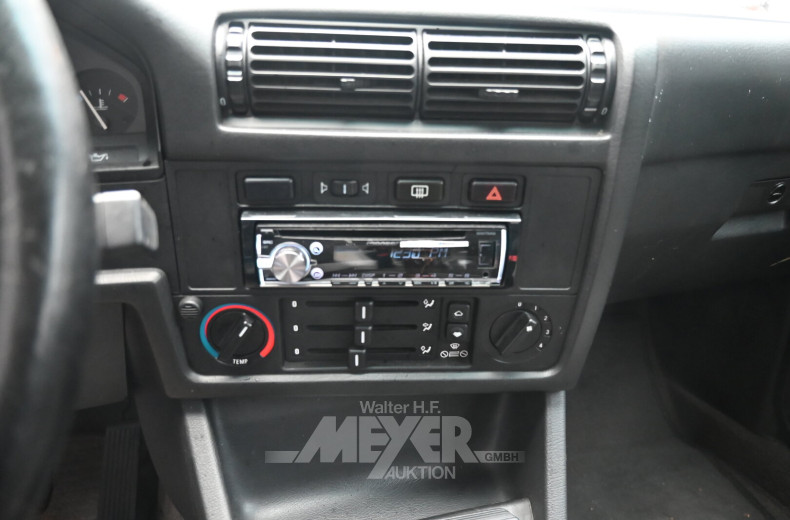 BMW 316i E30 coupé, brillantrot