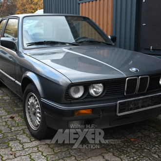 BMW 318i E30 coupé, lachssilber