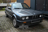 BMW 318i E30 coupé, lachssilber