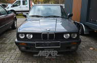 BMW 318i E30 coupé, lachssilber