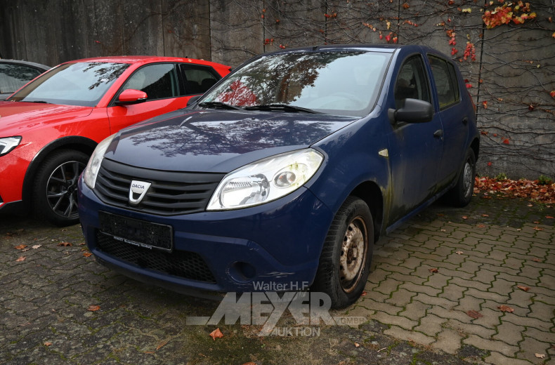 Dacia Sandero, dkl. blau