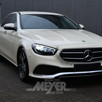 Mercedes-Benz E220d Taxi limousine 9G-Tronic, black, foliert beige