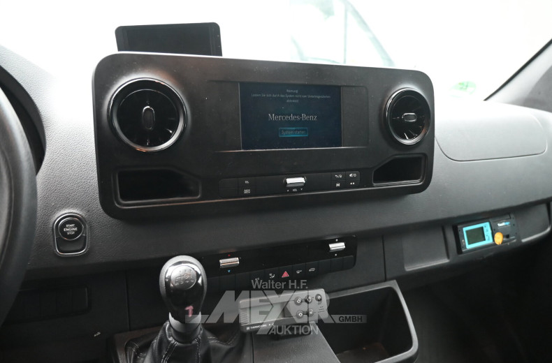 Mercedes-Benz Sprinter m. Isolier-Kühlkofferaufbau KIESLING