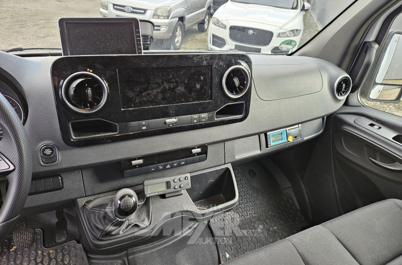 Mercedes-Benz Sprinter m. Isolier-Kühlkofferaufbau KIESLING