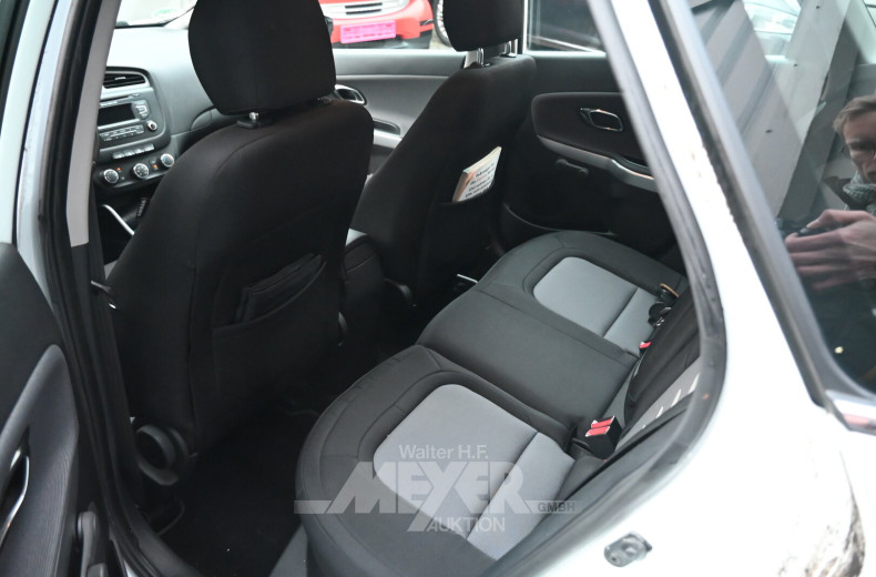Kia Ceed, weiß