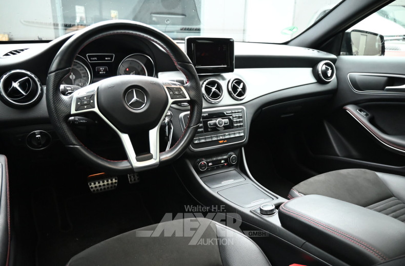 Mercedes-Benz GLA 220 CDI 4Matic Off-Roader AMG Line, orientbrown metallic