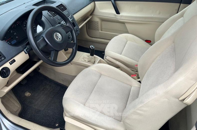 Volkswagen Polo 6n, silber