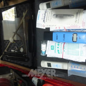 pH-Testgerät sowie Wärmetausch Reinigungsgerät WEISSHAUPT