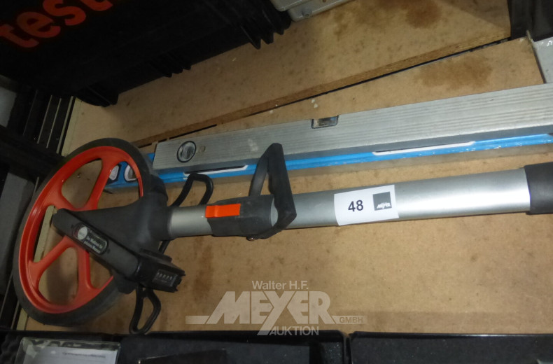 2 Wasserwaagen und 1 Lauf-Messrad