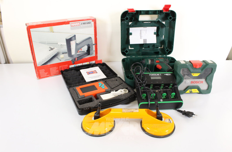 Konvolut versch. Werkzeug, u.a.: Akkuschrauber, Zangen, Schraubendreher, Heckenschere, etc.