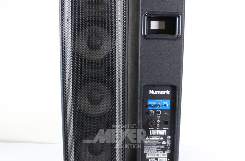 Paar Aktiv-DJ-Lautsprecher mit LED- Lichtleiste