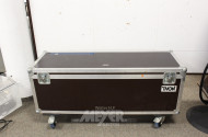 2 Studio-Strahler ARRI ARRILITE 800 mit 2 Stativen sowie ein gr. Flightcase-Koffer mit 2 weiteren Stativen