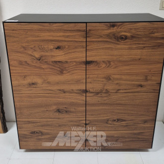 Kommode mit Touchbeschlag