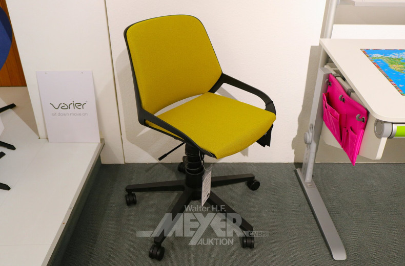 Schreibtischstuhl mit Rückenpolster und Federbein