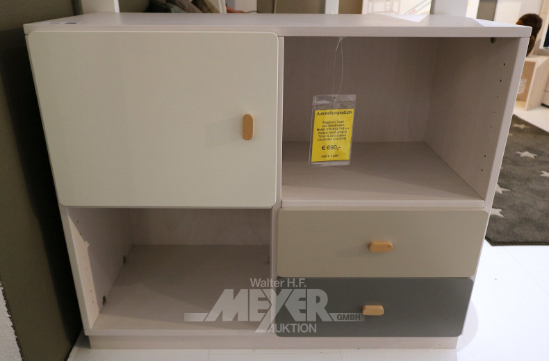 Kl. Regal mit Türen u. Schubladen