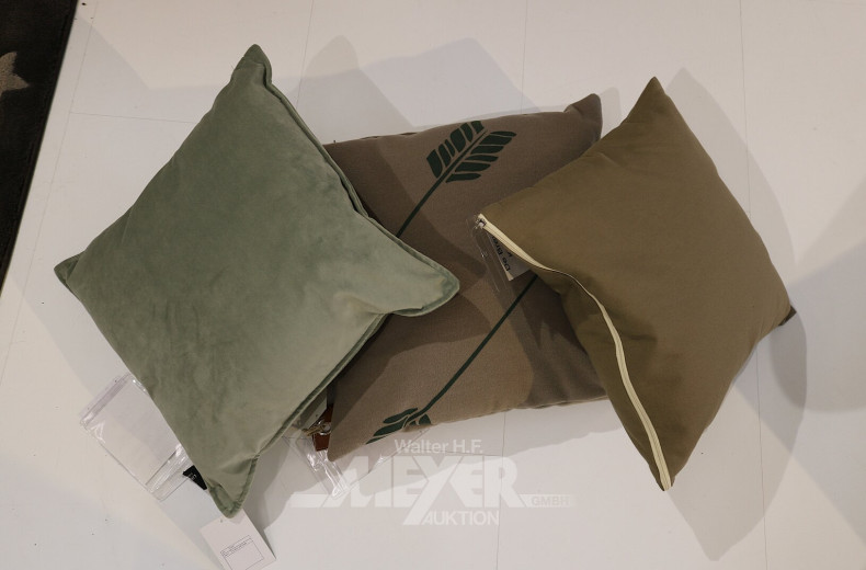 3 Kissen, div. Ausführungen