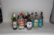 Posten versch. Spirituosen, u.a. Aperitifs, Rum, Likör, Aquavit, Tequila, Whiskey etc.