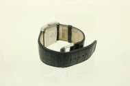 Herrenarmbanduhr mit Box