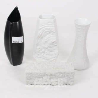 4 versch. Vasen in Weiß und Schwarz
