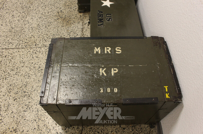 5 versch. Munitionskisten