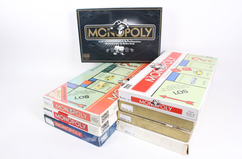 8 div. Monopoly Ausgaben, überwiegend 60er bis 80er Jahre