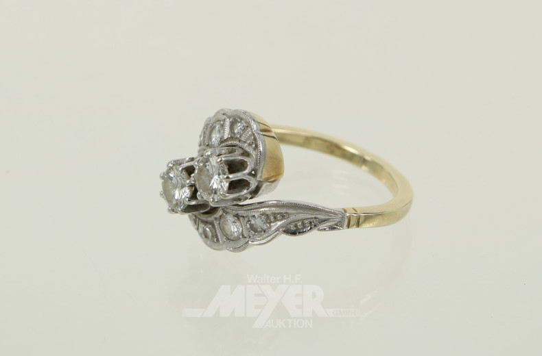 Damenring, besetzt mit 2 Brillanten u. 6 kl. Diamanten