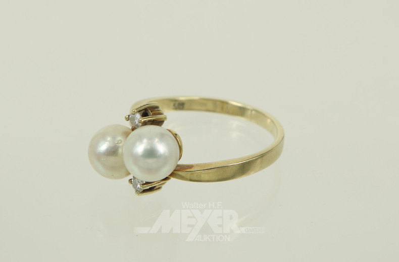 Damenring, besetzt mit 2 Perlen und 2 kl. Diamanten