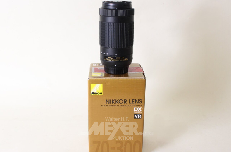 Teleobjektiv NIKON 70-300 mm