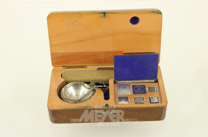 2 metrische Feinwaagensätze